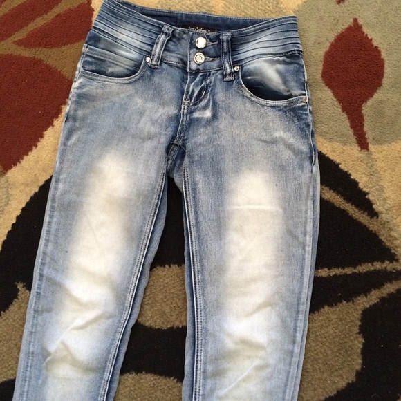 Light washed jeans - Picture 2 of 4