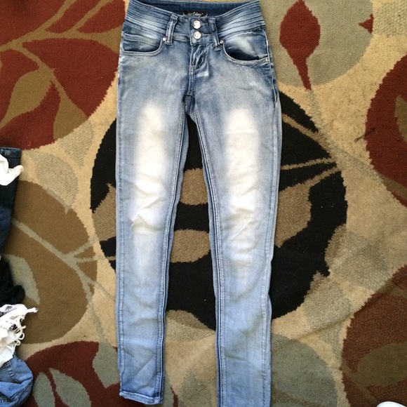 Light washed jeans - Picture 3 of 4