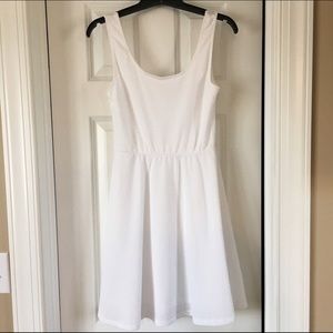 White knee-length dress- only worn once!