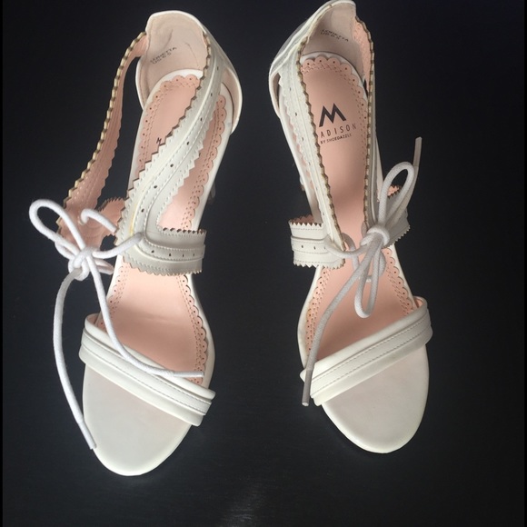 Flirty summer sandals