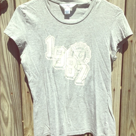 Grey 1987 Aeropostale shirt