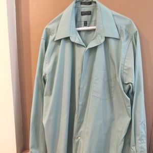 🎉🎉SALE Arrow men's LS dress shirt light green