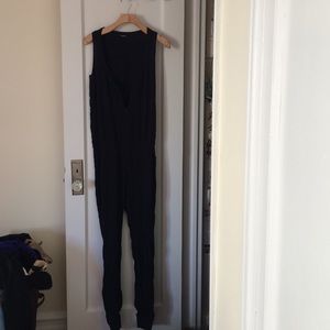 Sleeveless black jumpsuit