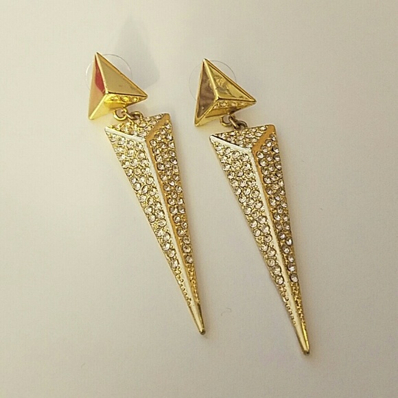 Urban Gem 💛 Gold Drop Earrings