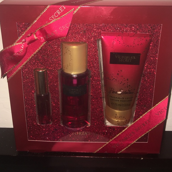 Brand new pure seduction perfume and lotion set