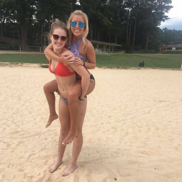 Meet your Posher, Ellen