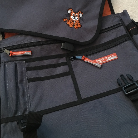 Convertible Crossbody/Backpack - Picture 4 of 4