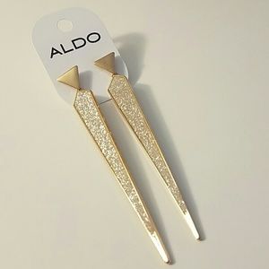 💛MARKDOWN💛 Gold Legavia Earrings