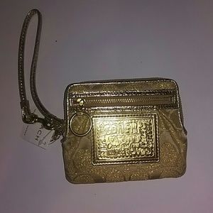 Wristlet