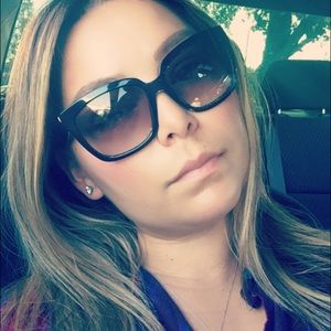 prada sunglasses spr07p