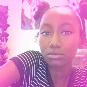 Meet your Posher, Ariana