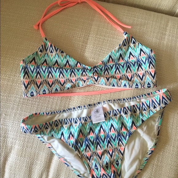 Body Glove Ikat style bikini. Worn once!