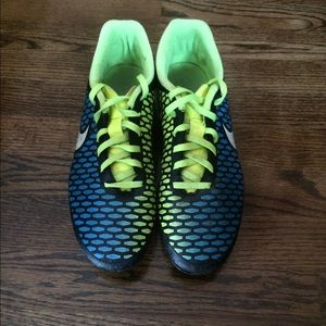 Nike women magista cleats