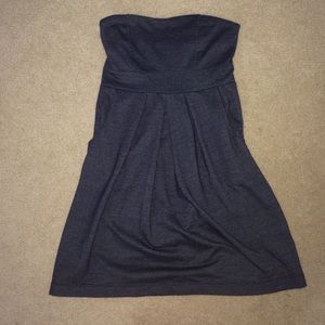 Strapless blue dress.