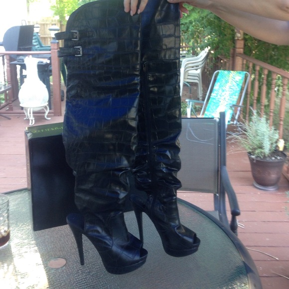 Paper fox thigh high black heel boots - Picture 1 of 4