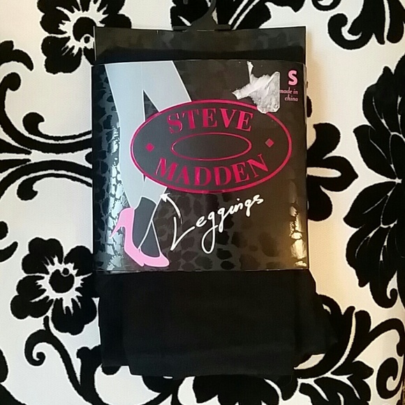 NEW! Steve Madden black leggings size Small 4-6 - Picture 2 of 4