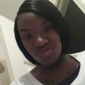 Meet your Posher, Rina