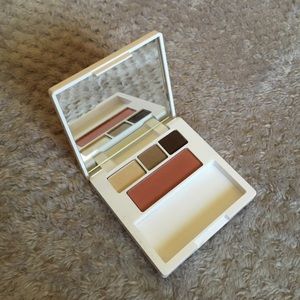 Clinique Shadow and Blush Palette