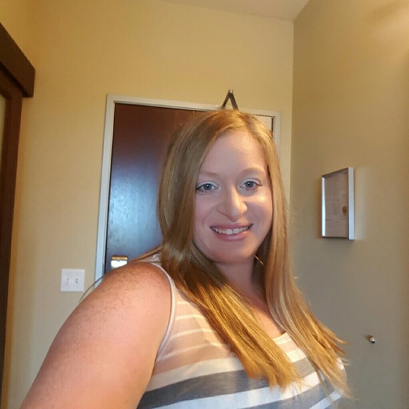 Meet your Posher, Jess - Picture 1 of 1