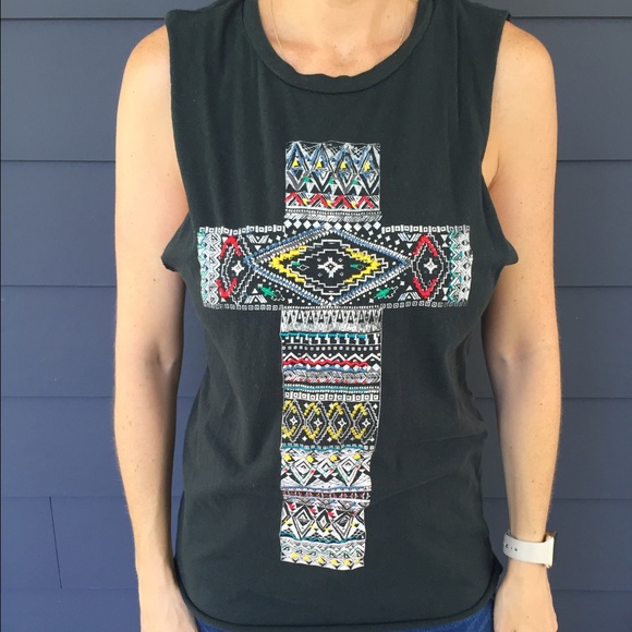 Cross muscle tank