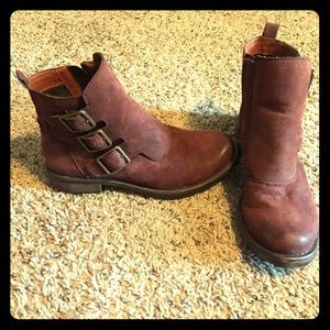 Lucky Brand Bootie!