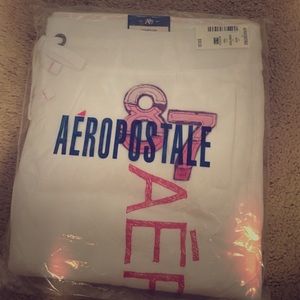 Brand New Aeropostale Capris XL