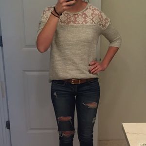 Forever 21 sweater/sweatshirt