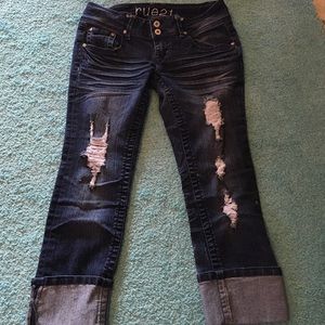 Rue21 Distressed Cropped Jeans