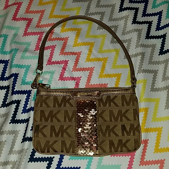 Michael Kors small hand bag