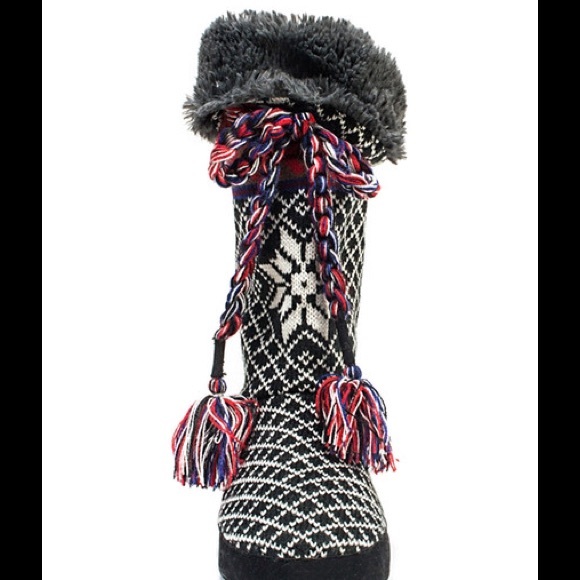 Brand New Grace - Black MUK Luks - Picture 2 of 4