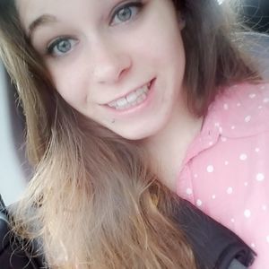 Meet your Posher, Leslie