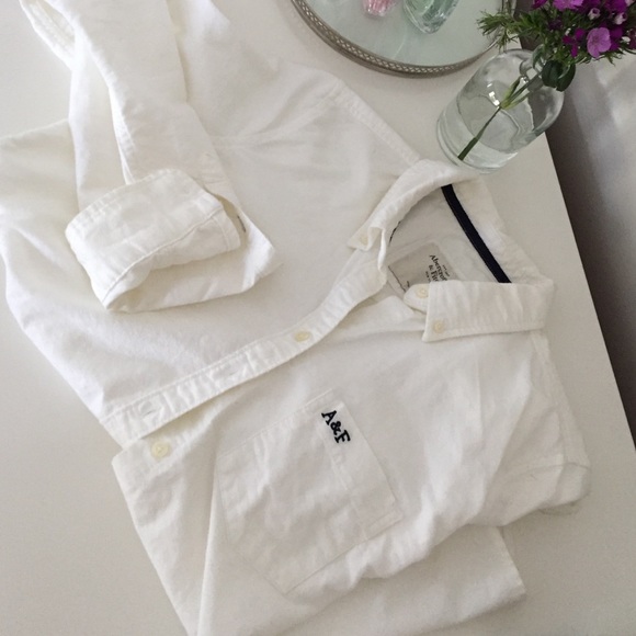 Off white Oxford