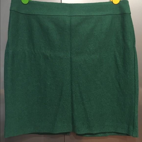 BANANA Green Pencil Skirt