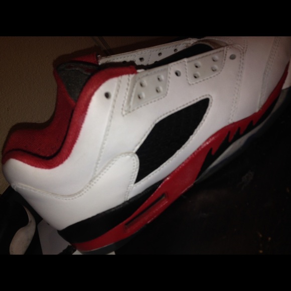 Jordan Fiery Red 5's