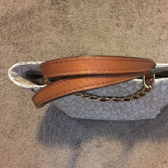 🚫🚫SOLD ON MERC🚫🚫 - Picture 3 of 3