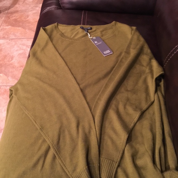 Army green Eileen fisher sweater
