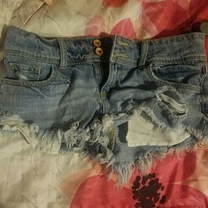 Refuge cut off shorts