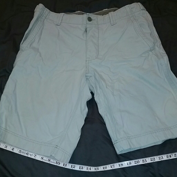 Gap beige flat fronted shorts size 36