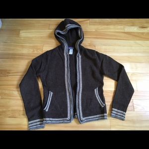 Patagonia hooded sweater
