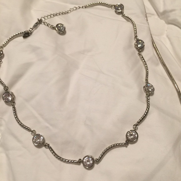 Lot of 3 Lia Sophia necklaces - Picture 3 of 3