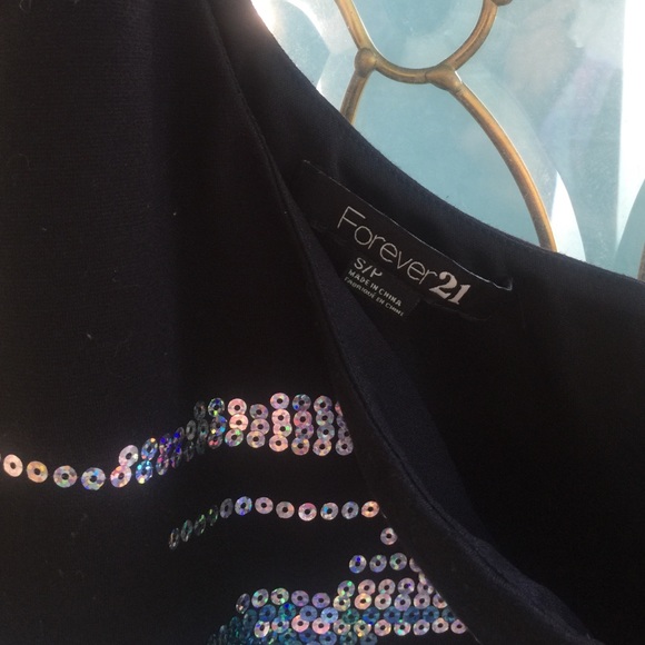 Forever 21 One Shoulder Dress. Size Small - Picture 2 of 4