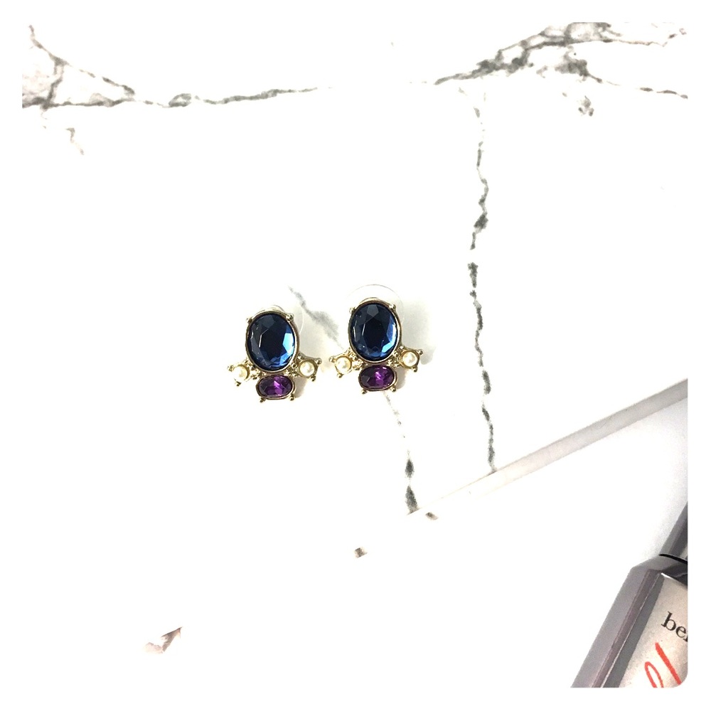 NWOT [Charming Charlie] Earrings