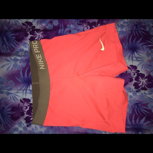 Nike spandex