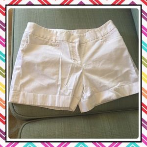 💰⬇ White shorts