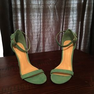 Women Rebekah heels