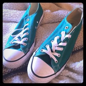 Green Women's Size 10/Men's Size 8 Converse