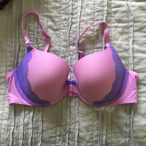 Victoria's Secret T-Shirt Demi Bra