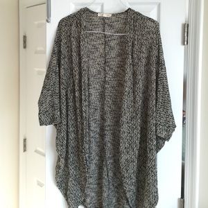 Draping cardigan perfect for fall