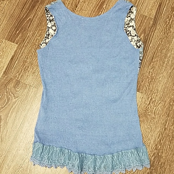 Top - Picture 2 of 2