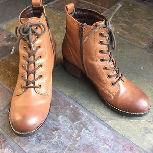 Zip up Dune boots size 7. Tan. Good condition